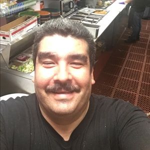 Meet your Posher, Adalberto